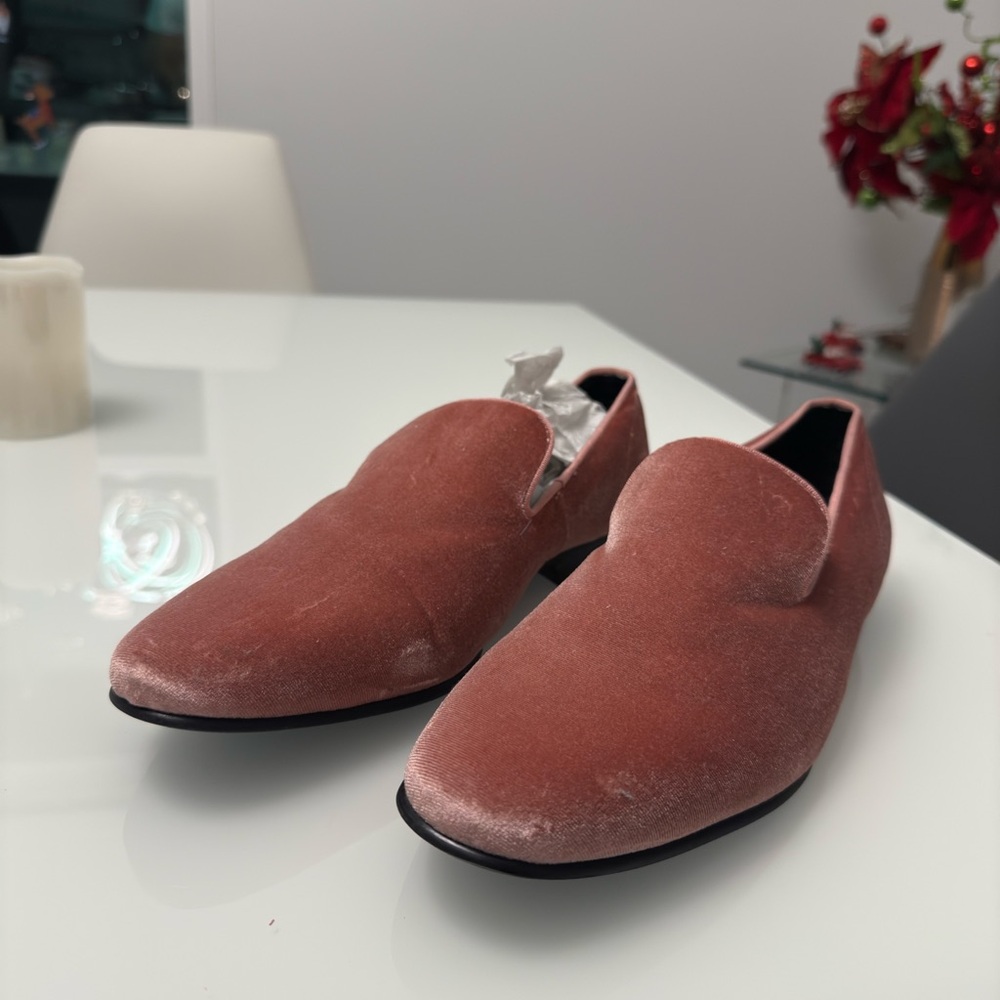 Elegant Velvet Loafers in Dusty Rose